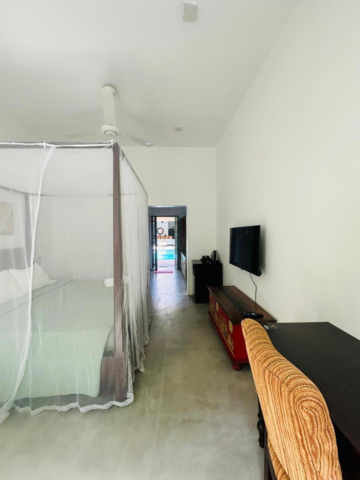 Jr Suite Room